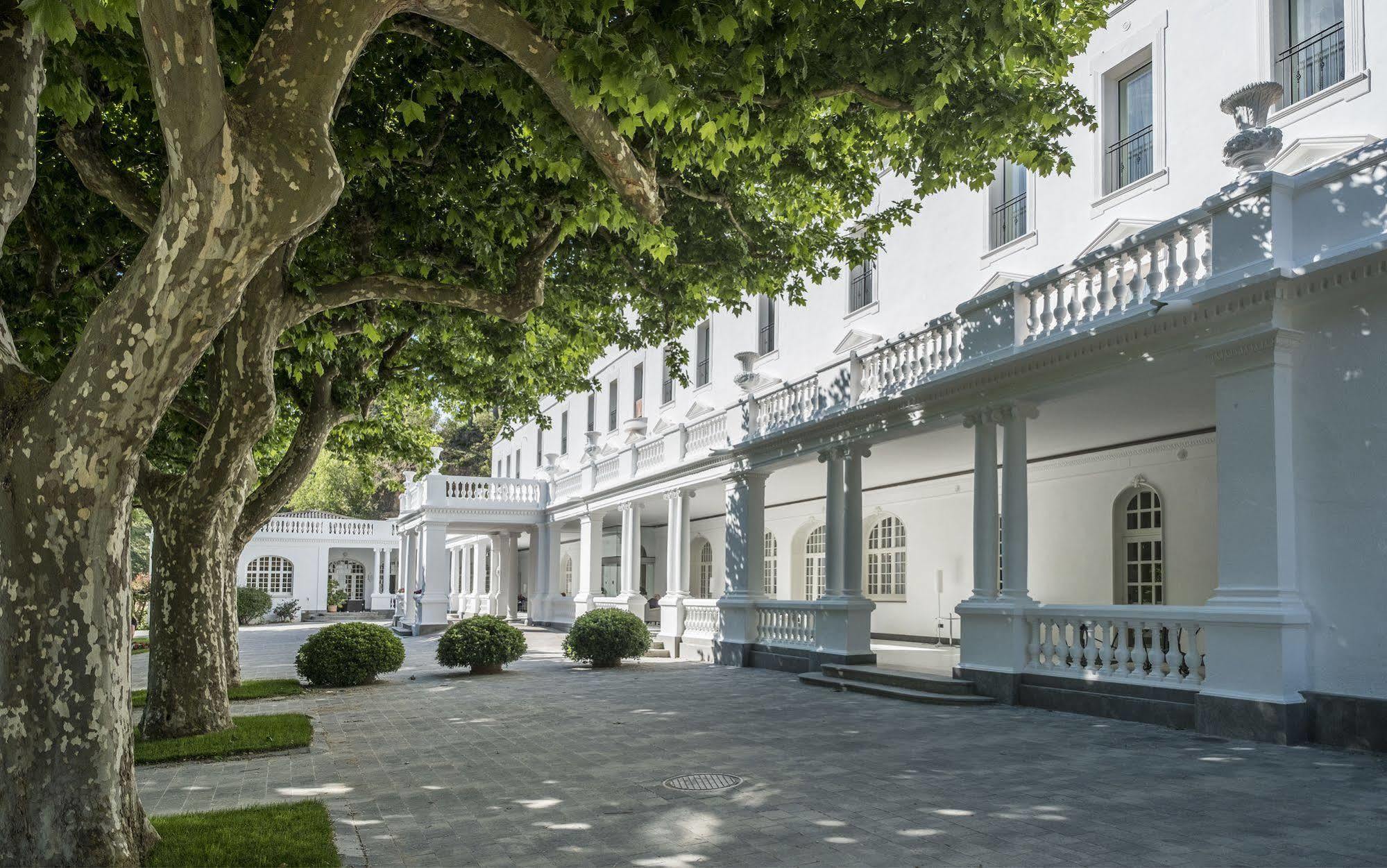 Hotel Balneari Termes Orion Santa Coloma De Farners Exterior photo